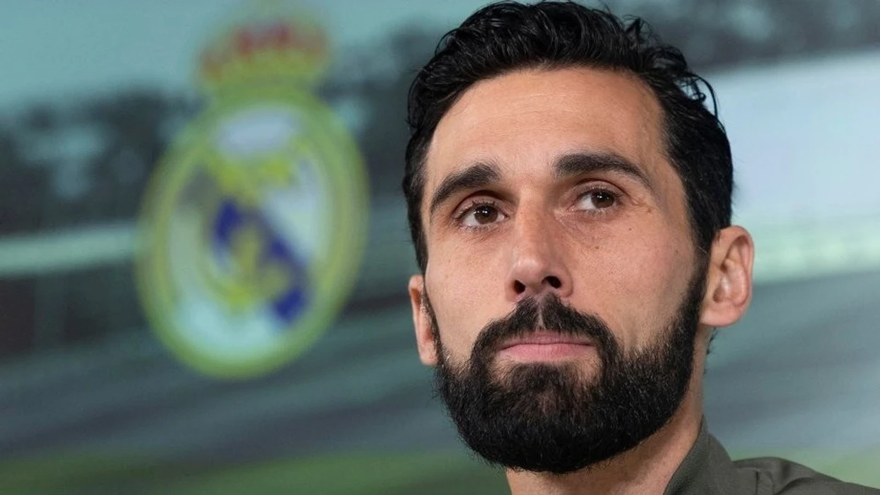 Alvaro Arbeloa rikthen në vëmendje rastin “Negreira”: Skandali më i madh në historinë e futbollit ende i pazgjidhur
