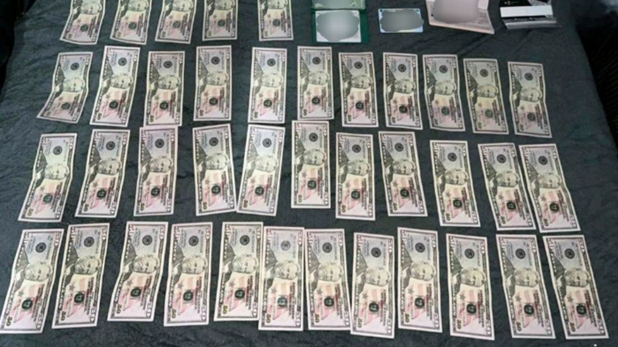 Para false dhe drogë, aksion policor në Ferizaj dhe Kaçanik - sekuestrohen dollarë Para false dhe drogë, aksion policor në Ferizaj dhe Kaçanik - sekuestrohen dollarë
