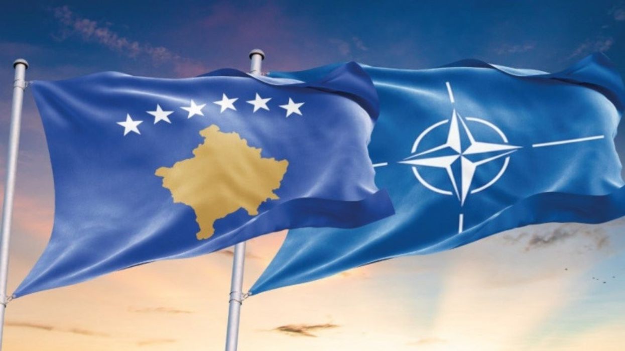 “Kosova duhet të jetë në NATO”, mesazhi i kongresmenit Self në tryezën me deputetët shqiptarë “Kosova duhet të jetë në NATO”, mesazhi i kongresmenit Self në tryezën me deputetët shqiptarë