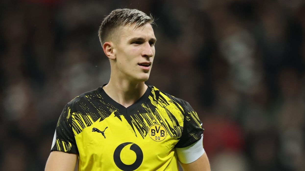 E ardhmja e Schlotterbeck mes Bundesligës dhe La Ligës E ardhmja e Schlotterbeck mes Bundesligës dhe La Ligës