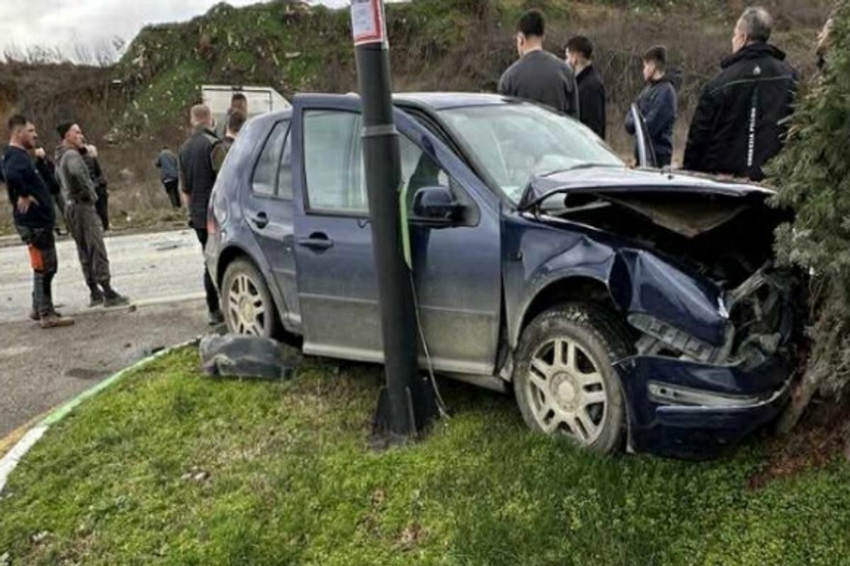 Pesë të lënduar në një aksident në Klinë Pesë të lënduar në një aksident në Klinë