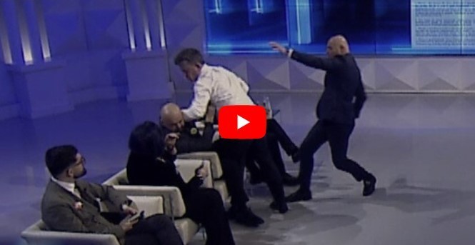 Përplasje fizike në emision  Berat Buzhala godet Albatros Rexhajn