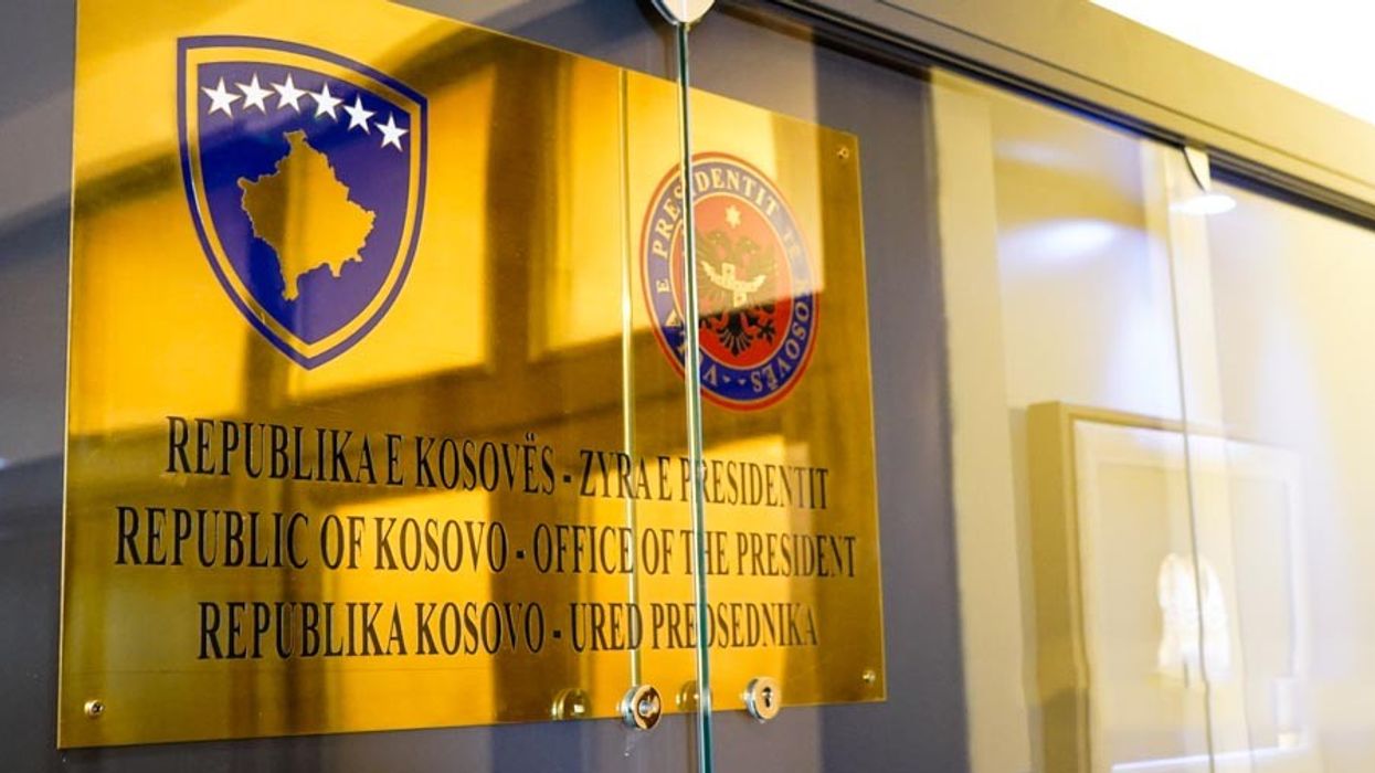 Kush do të jetë president i ri, Vjosa Osmani apo dikush tjetër? Kush do të jetë president i ri, Vjosa Osmani apo dikush tjetër?