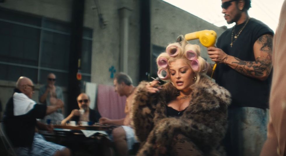 “Çike çike luje belin”, Bebe Rexha zbulon këngët e albumit të ri – përfshirë vargjet në shqip