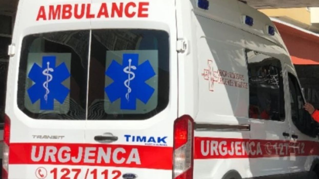 Plagoset një person në Kamëz, dërgohet për trajtim në spital Plagoset një person në Kamëz, dërgohet për trajtim në spital