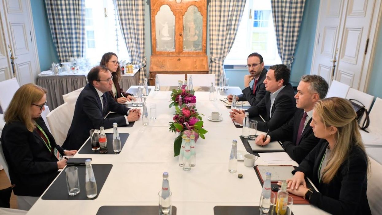 Kurti diskuton me kryediplomatin e Norvegjisë për projektet e mëdha kapitale Kurti diskuton me kryediplomatin e Norvegjisë për projektet e mëdha kapitale