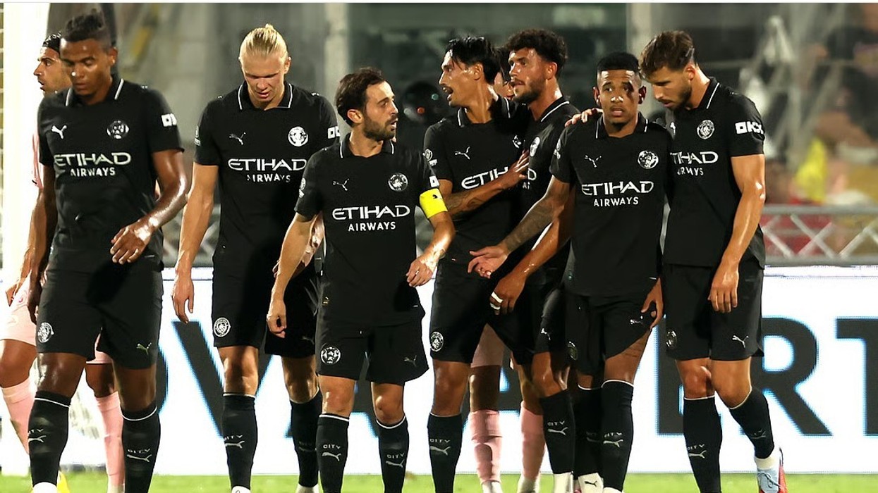 Ylli i Man Cityt paralajmëron Arsenalin: Jemi në gjah për titull