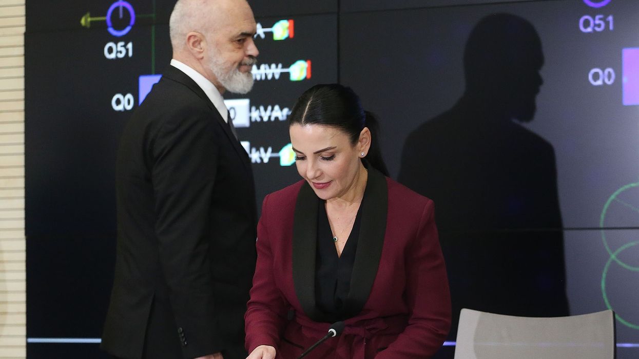 Rama: Belinda Balluku më ka dorëzuar tre herë dorëheqjen, nuk e kam pranuar Rama: Belinda Balluku më ka dorëzuar tre herë dorëheqjen, nuk e kam pranuar