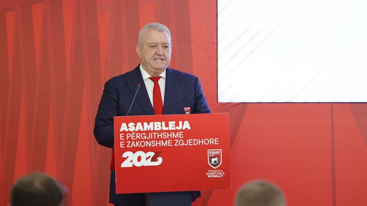 Armand Duka rizgjidhet për herë të shtatë President i FSHF‑së Armand Duka rizgjidhet për herë të shtatë President i FSHF‑së