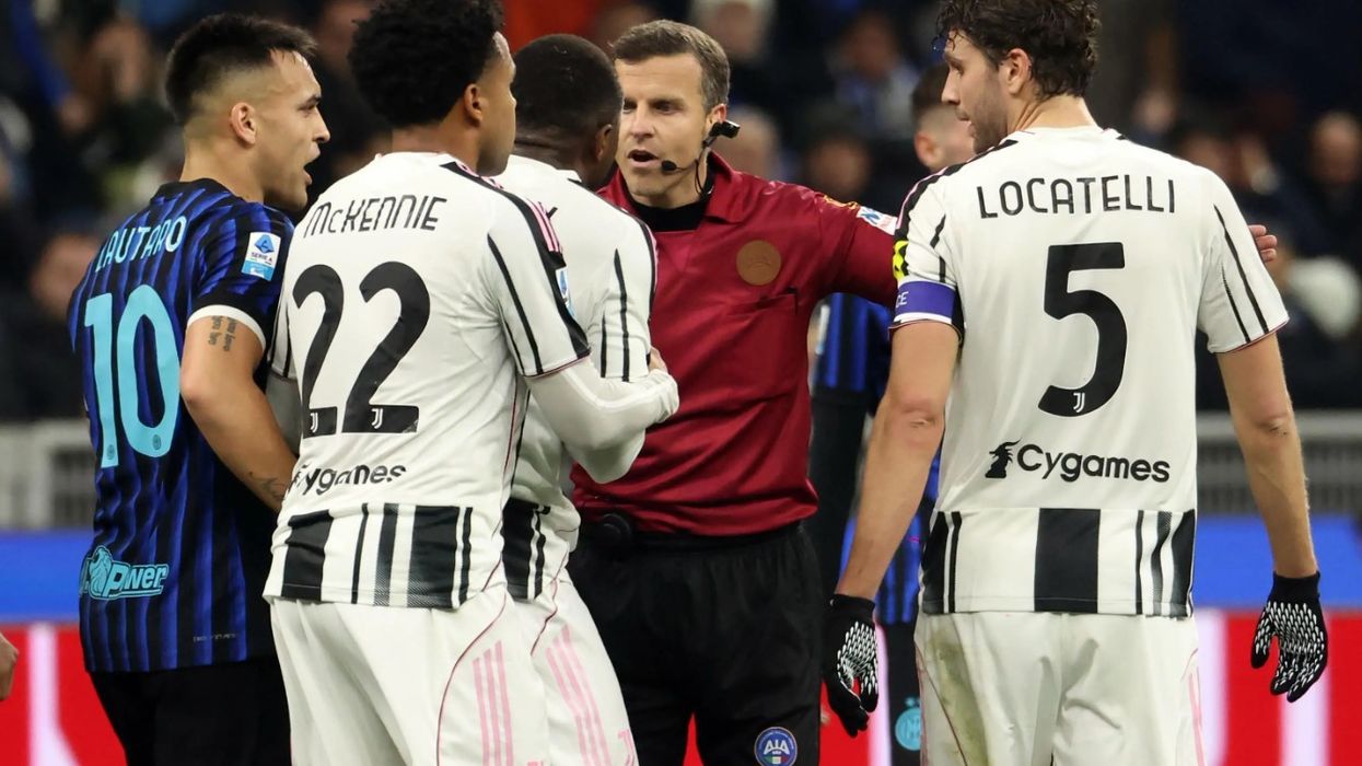 Gjyqtari Federico La Penna paraqet në polici kërcënimet me vdekje pas Derby d’Italia Gjyqtari Federico La Penna paraqet në polici kërcënimet me vdekje pas Derby d’Italia