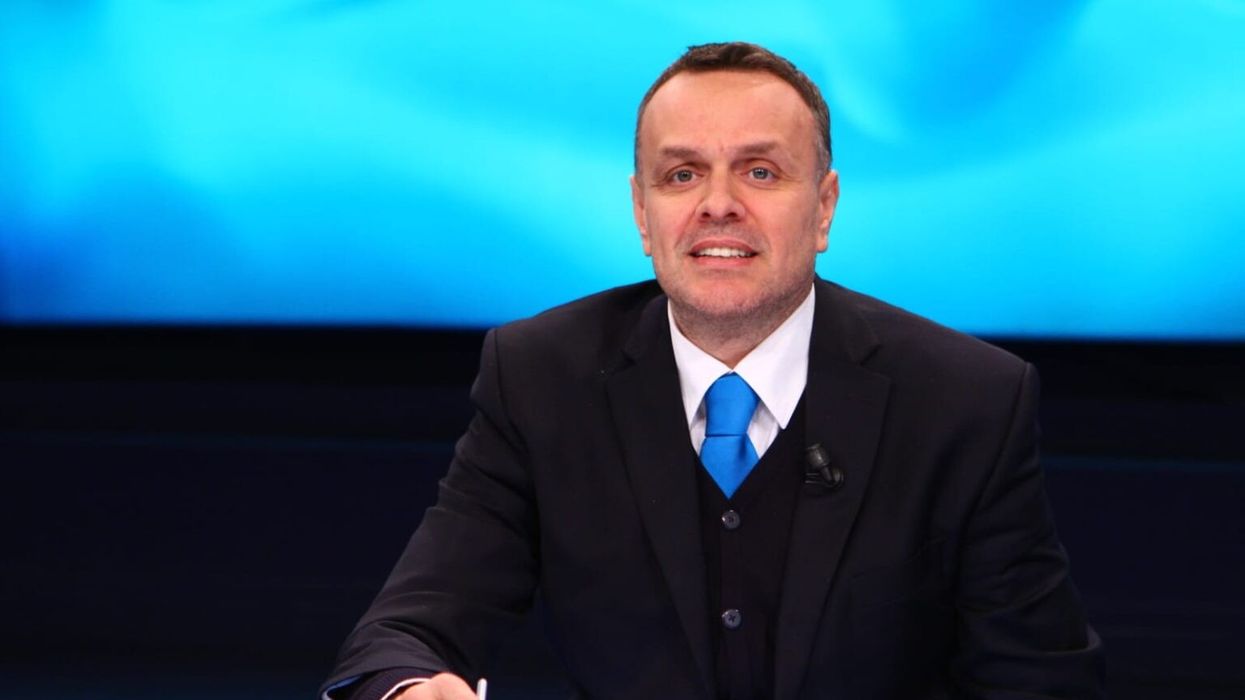 Karamuço: Rusët punësuan agjent në Gjykatën e Hagës, dy bjellorusë dhe një rus u ndaluan në Drenicë Karamuço: Rusët punësuan agjent në Gjykatën e Hagës, dy bjellorusë dhe një rus u ndaluan në Drenicë