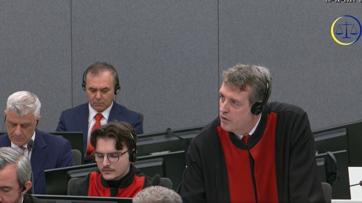 Roberts: Prokurorisë i vjen vetë turp për argumentet kundër Selimit, paaftësia për të dalluar pretendimet dhe provat është shqetësuese Roberts: Prokurorisë i vjen vetë turp për argumentet kundër Selimit, paaftësia për të dalluar pretendimet dhe provat është shqetësuese
