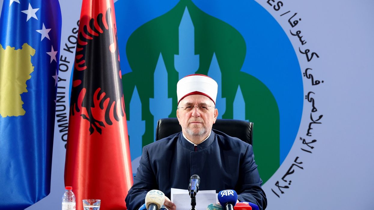 Mesazhi i Tërnavës për muajin e Ramazanit: Dashuria ndaj fesë dhe ndaj atdheut nuk janë në kundërshtim Mesazhi i Tërnavës për muajin e Ramazanit: Dashuria ndaj fesë dhe ndaj atdheut nuk janë në kundërshtim
