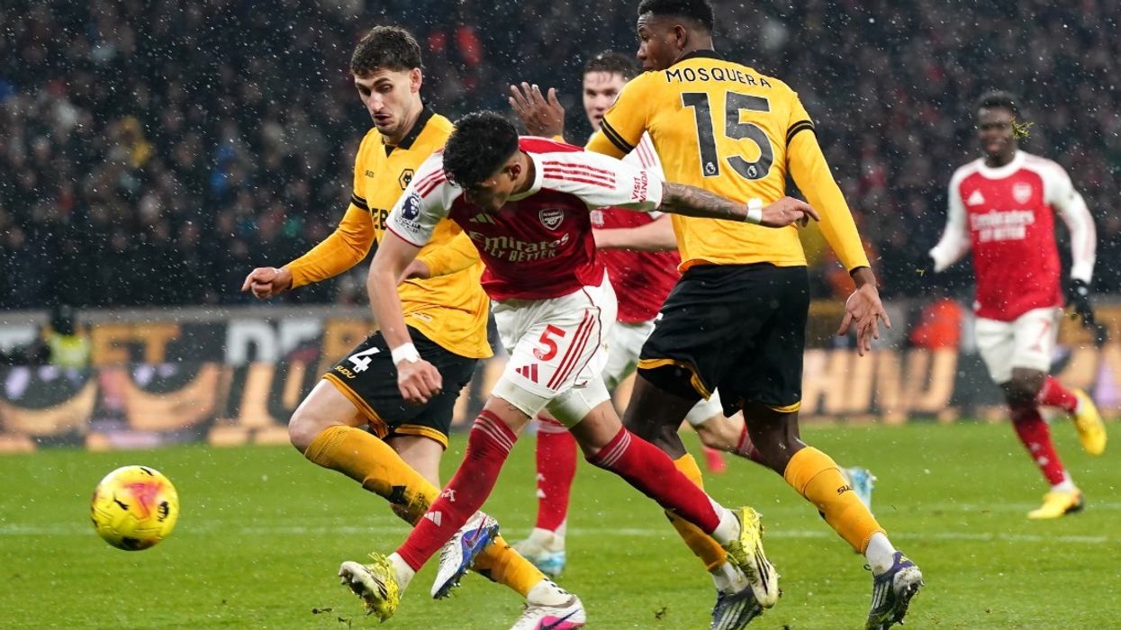 Arsenali gabon në udhëtim ndaj Wolves – gjithçka e hapur në luftën për titull Arsenali gabon në udhëtim ndaj Wolves – gjithçka e hapur në luftën për titull