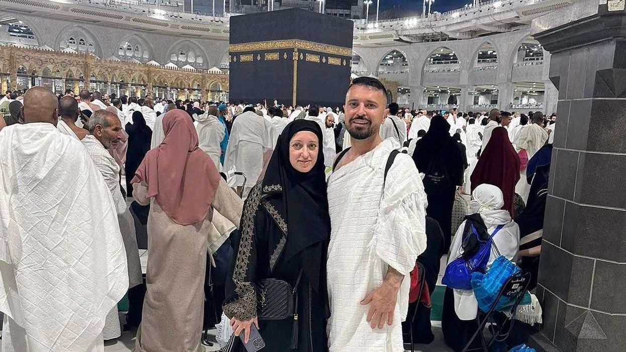 Labinot Rexha uron Muajin e Ramazanit me fotografi nga Qabeja: Allahu na i faltë gabimet Labinot Rexha uron Muajin e Ramazanit me fotografi nga Qabeja: Allahu na i faltë gabimet