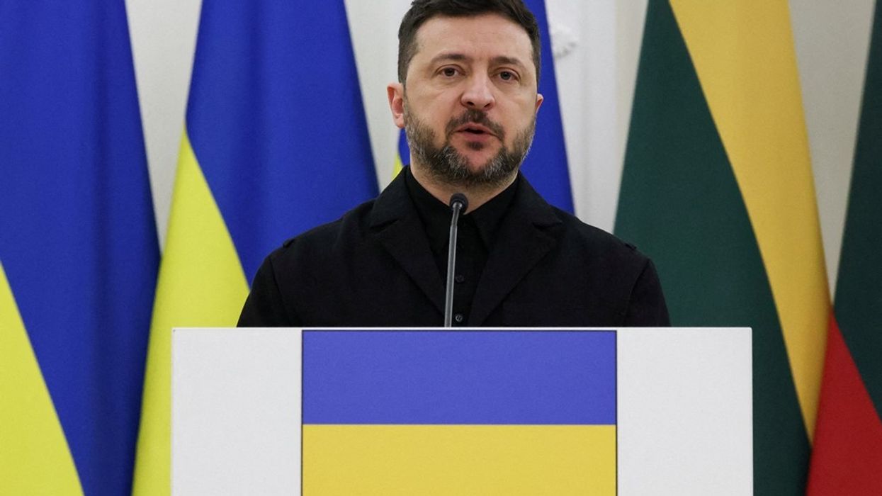 Zelensky thotë se SHBA-të 'dhe disa evropianë' po diskutojnë një dokument të ri me Rusinë - pa Ukrainën Zelensky thotë se SHBA-të 'dhe disa evropianë' po diskutojnë një dokument të ri me Rusinë - pa Ukrainën