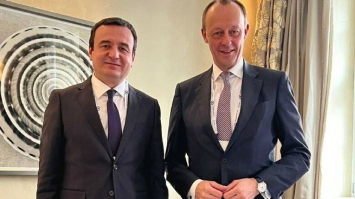 Merz uron Kurtin për rizgjedhjen kryeministër: Kosova ka në Gjermani një partner të fortë në krah Merz uron Kurtin për rizgjedhjen kryeministër: Kosova ka në Gjermani një partner të fortë në krah