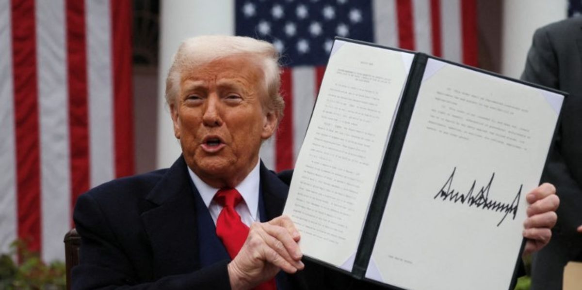 Si ndryshojnë tarifat e reja të Trumpit nga ato të hequrat? Si ndryshojnë tarifat e reja të Trumpit nga ato të hequrat?