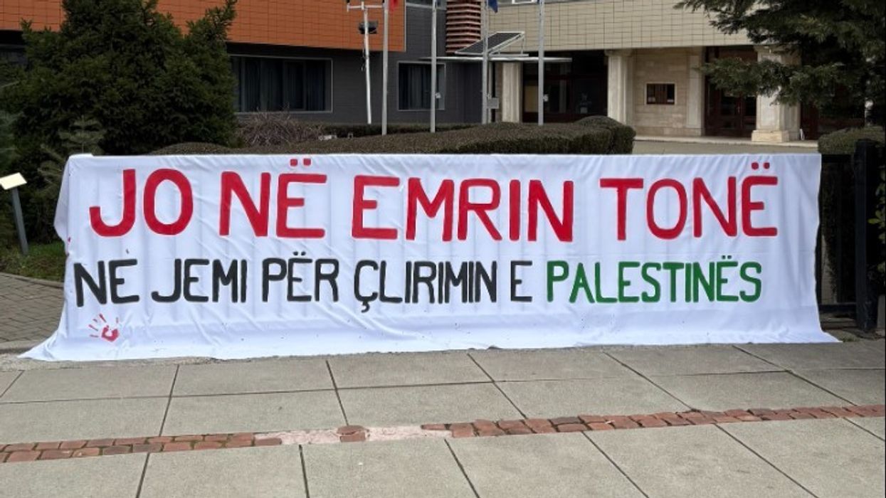 Kolektivi për Mendim dhe Veprim Feminist: Pjesëmarrja në Bordin e Paqes, e rrezikshme për Kosovën Kolektivi për Mendim dhe Veprim Feminist: Pjesëmarrja në Bordin e Paqes, e rrezikshme për Kosovën