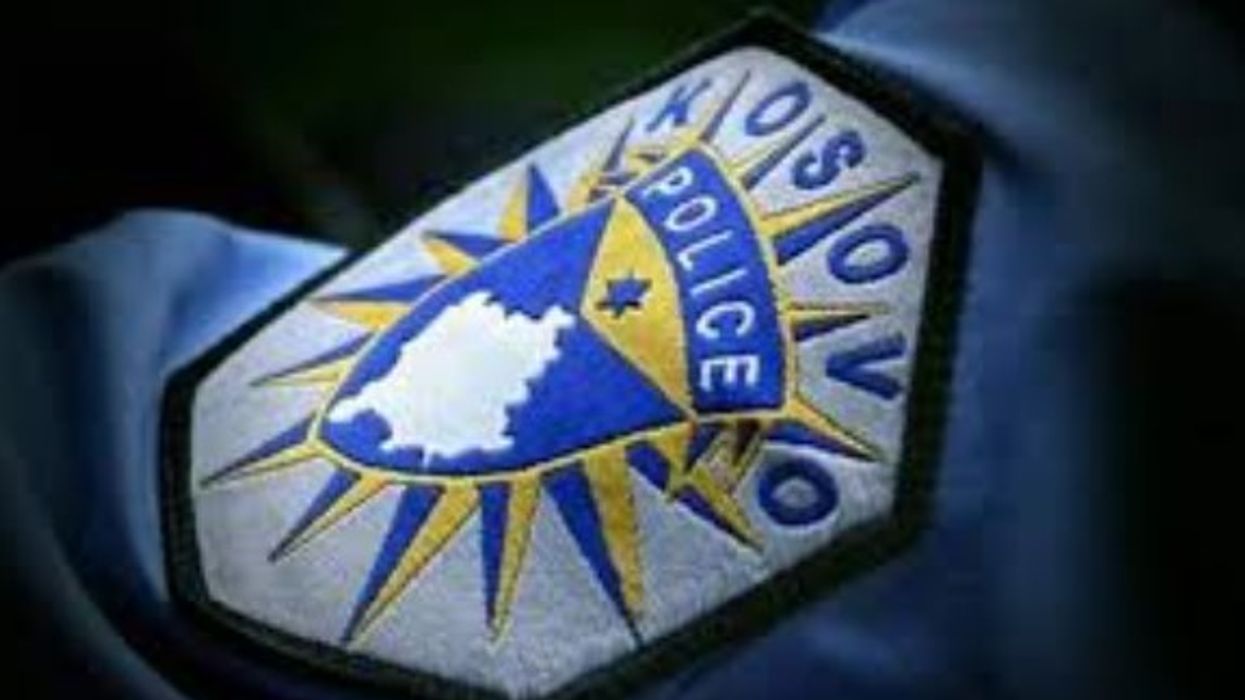 Sulmoi policin dhe iki në mal, më pas i dyshuari në Istog lajmërohet vetë në Polici Sulmoi policin dhe iki në mal, më pas i dyshuari në Istog lajmërohet vetë në Polici