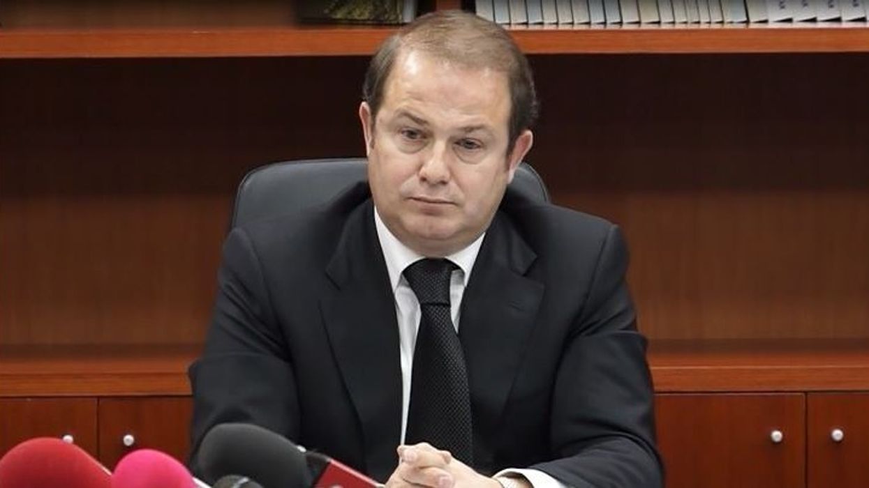 Deputeti Gjoni flet për protestën: Policia sulmoi selinë e PD-së Deputeti Gjoni flet për protestën: Policia sulmoi selinë e PD-së