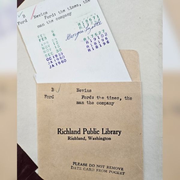 Biografia e Henry Ford u kthye në bibliotekën e Uashingtonit me gati 64 vjet vonesë Biografia e Henry Ford u kthye në bibliotekën e Uashingtonit me gati 64 vjet vonesë