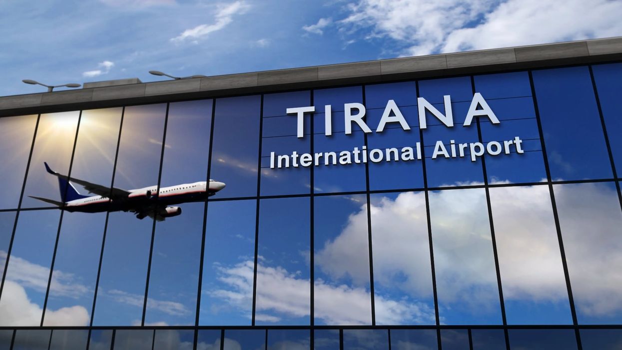 Aeroporti Ndërkombëtar i Tiranës arrin 11.6 milionë pasagjerë, së shpejti edhe me fluturimin e parë direkt drejt Torontos Aeroporti Ndërkombëtar i Tiranës arrin 11.6 milionë pasagjerë, së shpejti edhe me fluturimin e parë direkt drejt Torontos