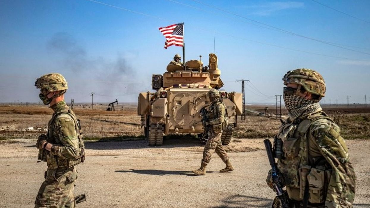 Ushtria amerikane fillon tërheqjen nga baza kryesore në verilindje të Sirisë Ushtria amerikane fillon tërheqjen nga baza kryesore në verilindje të Sirisë