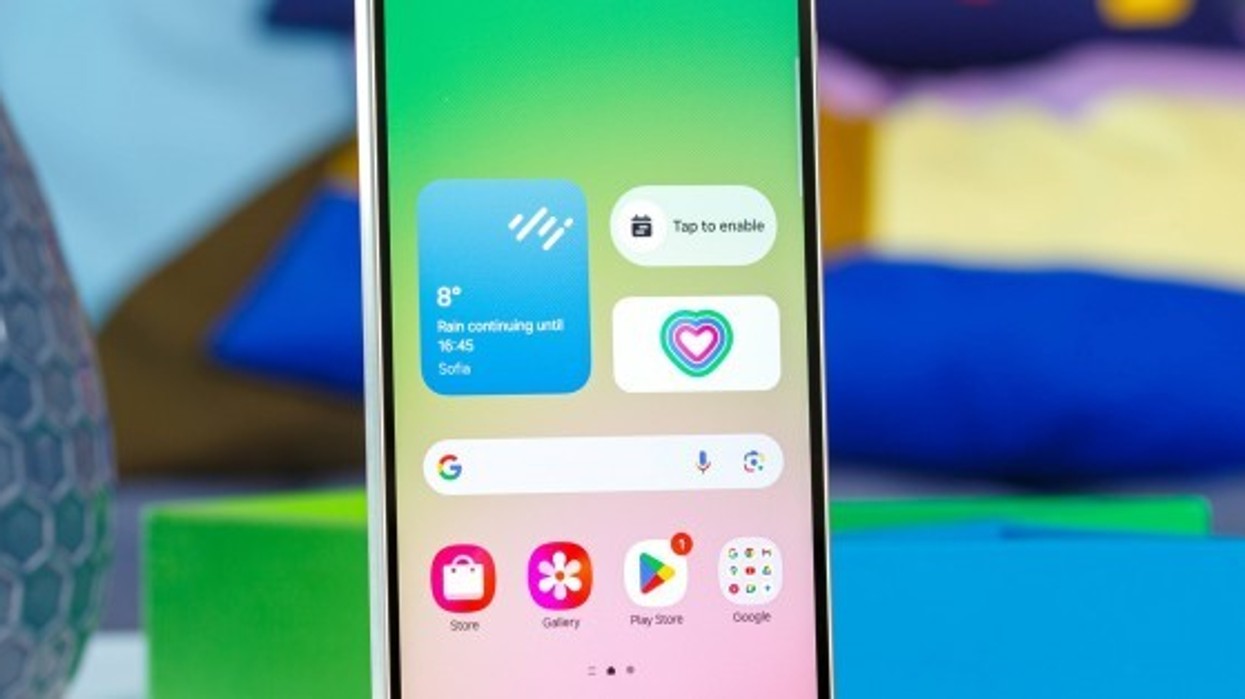 Samsung kryesoi tregun evropian të telefonave inteligjentë në vitin 2025
