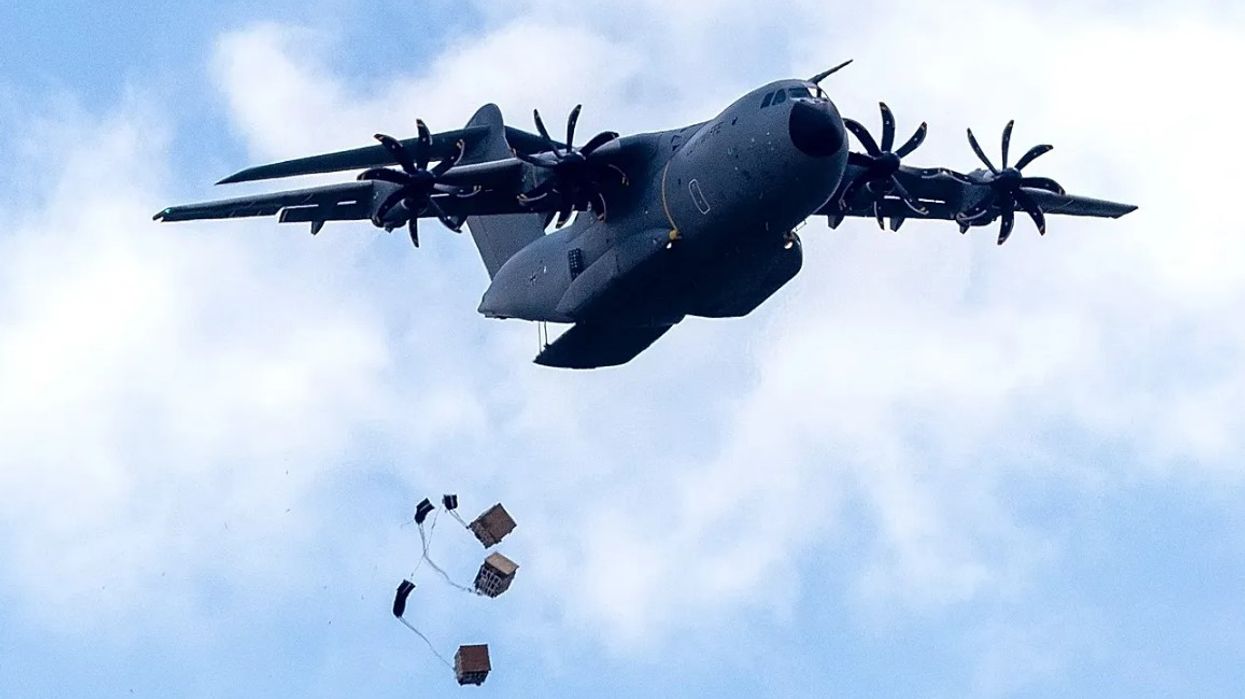 Italia heton zhdukjen e pjesëve të aeroplanëve ushtarakë me vlerë 17 milionë euro – ka një supozim se ku mund të kenë përfunduar Italia heton zhdukjen e pjesëve të aeroplanëve ushtarakë me vlerë 17 milionë euro – ka një supozim se ku mund të kenë përfunduar