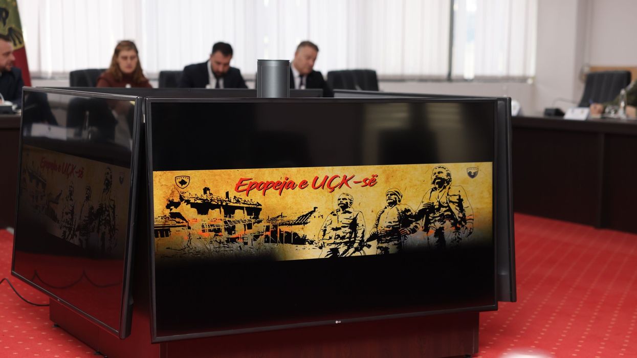Mbahet takimi i parë i Këshillit Organizativ për shënimin e 28-vjetorit të Epopesë së UÇK-së Mbahet takimi i parë i Këshillit Organizativ për shënimin e 28-vjetorit të Epopesë së UÇK-së