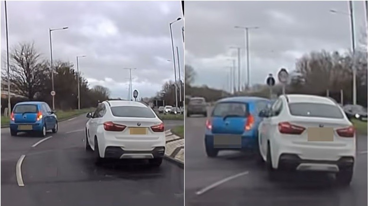 BMW përplaset me Hyundai-n ndërsa shoferët ngatërrojnë korsitë e tyre në një rrethrrotullim në Angli - por kush është fajtor?