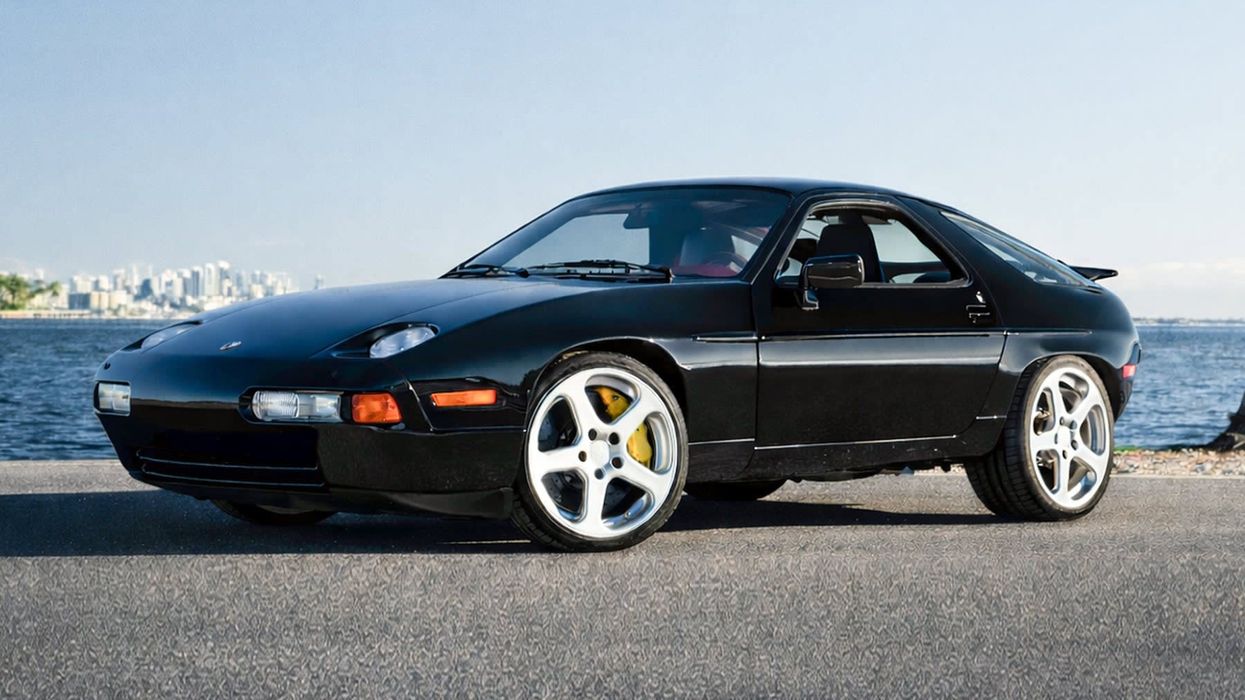 E vetmja në botë, Porsche Ruf 928R del në shitje E vetmja në botë, Porsche Ruf 928R del në shitje