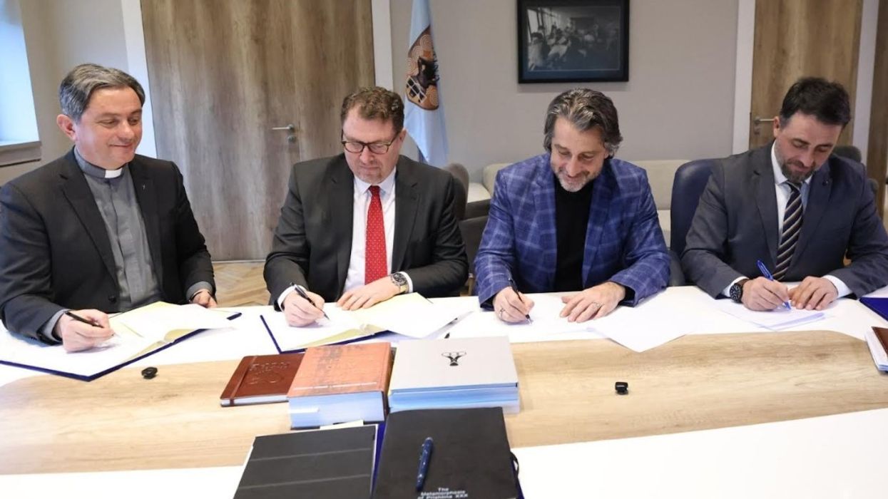 Nënshkruhet deklarata e përbashkët për projektin e varrezave të kryeqytetit Nënshkruhet deklarata e përbashkët për projektin e varrezave të kryeqytetit