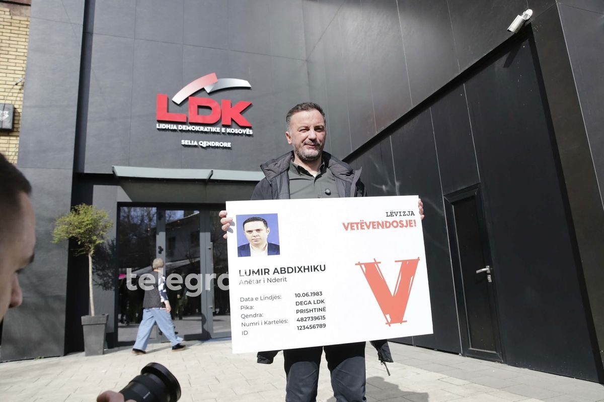 Aksioni i PSD-së, qytetari i drejtohet Molliqajt: Ti e ke ndihmu Albin Kurtin, ti e ke kriju Aksioni i PSD-së, qytetari i drejtohet Molliqajt: Ti e ke ndihmu Albin Kurtin, ti e ke kriju