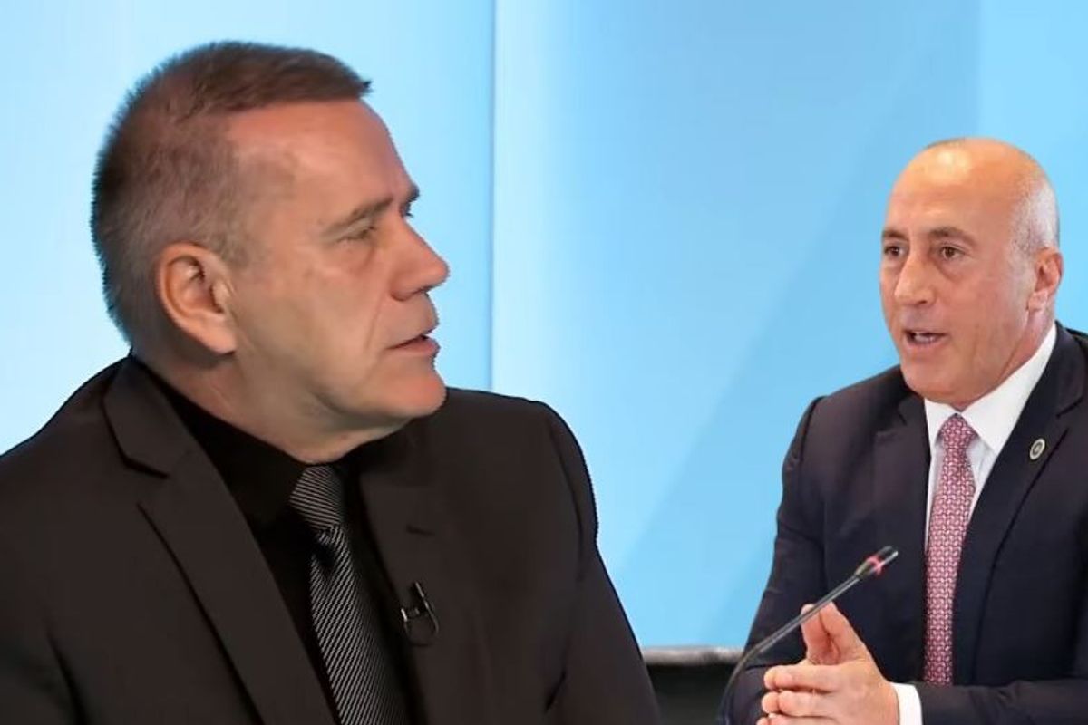 “Kërkush s’mundet me u matë me Ramushin” – Arifi flet për skenarin e presidentit “Kërkush s’mundet me u matë me Ramushin” – Arifi flet për skenarin e presidentit