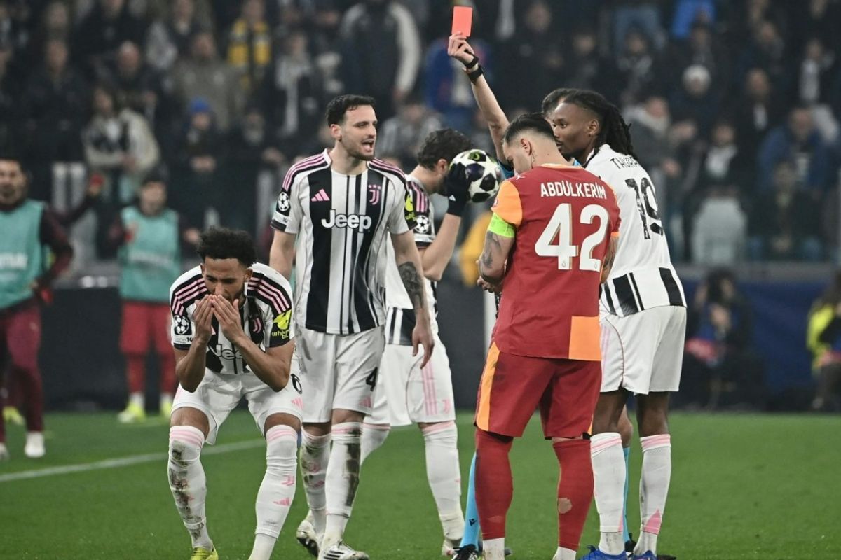 Ish-lojtari i Juventusit tallet me ‘Zonjën e Vjetër’ pas eliminimit nga Liga e Kampionëve Ish-lojtari i Juventusit tallet me ‘Zonjën e Vjetër’ pas eliminimit nga Liga e Kampionëve