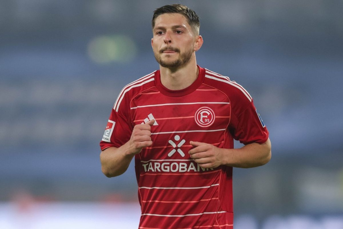 Florent Muslija konfirmon formën fantastike, shënon gol ndaj Bochumit Florent Muslija konfirmon formën fantastike, shënon gol ndaj Bochumit