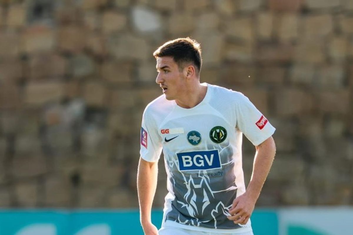 Lindon Emërllahu realizon golin e parë në Superligën e Ukrainës, shënon ndaj Cherkasyt Lindon Emërllahu realizon golin e parë në Superligën e Ukrainës, shënon ndaj Cherkasyt
