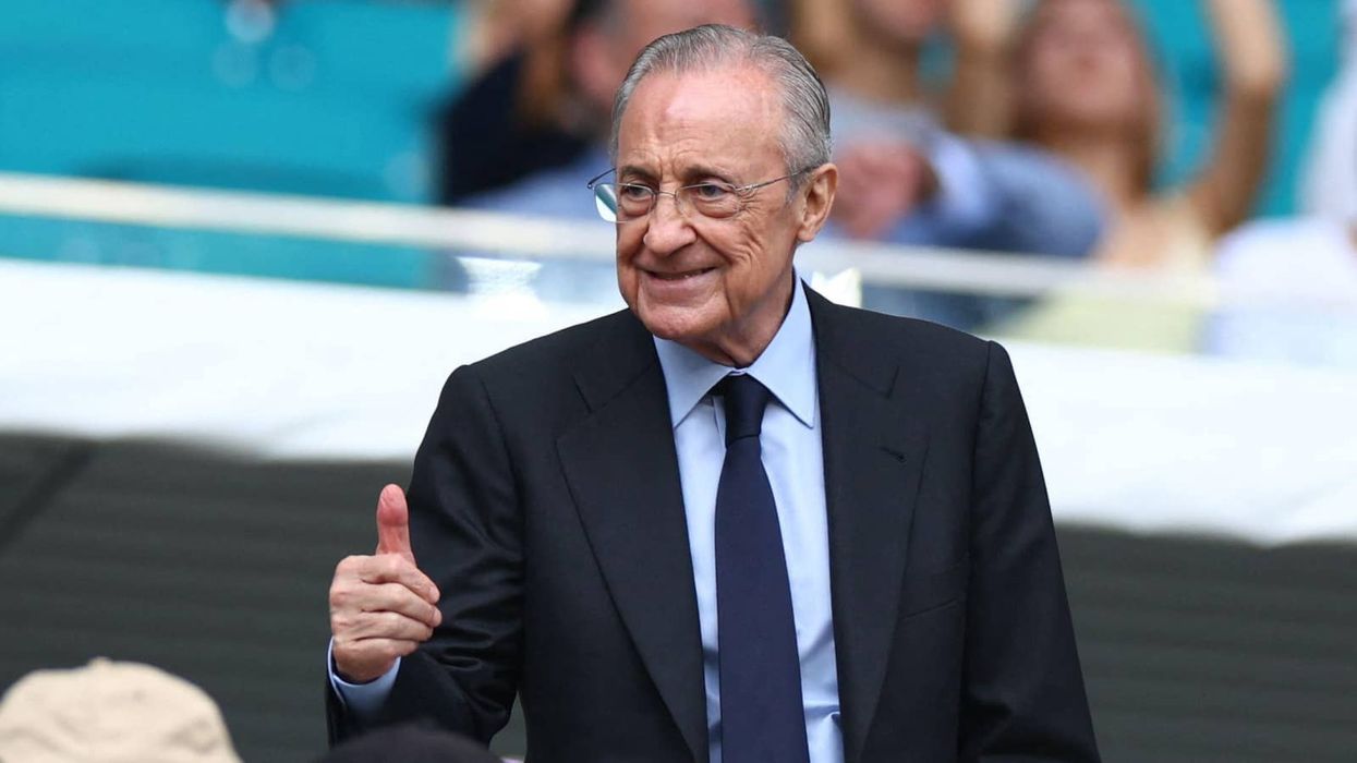Real Madridi do të thyejë rregullin e transferimeve për nënshkrimin e ‘mesfushorit më të mirë në Angli’ Real Madridi do të thyejë rregullin e transferimeve për nënshkrimin e ‘mesfushorit më të mirë në Angli’