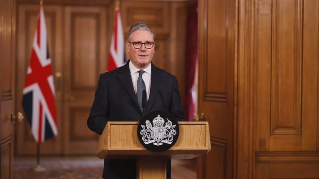 Britania e Madhe i bashkohet operacionit shumëkombësh në Iran