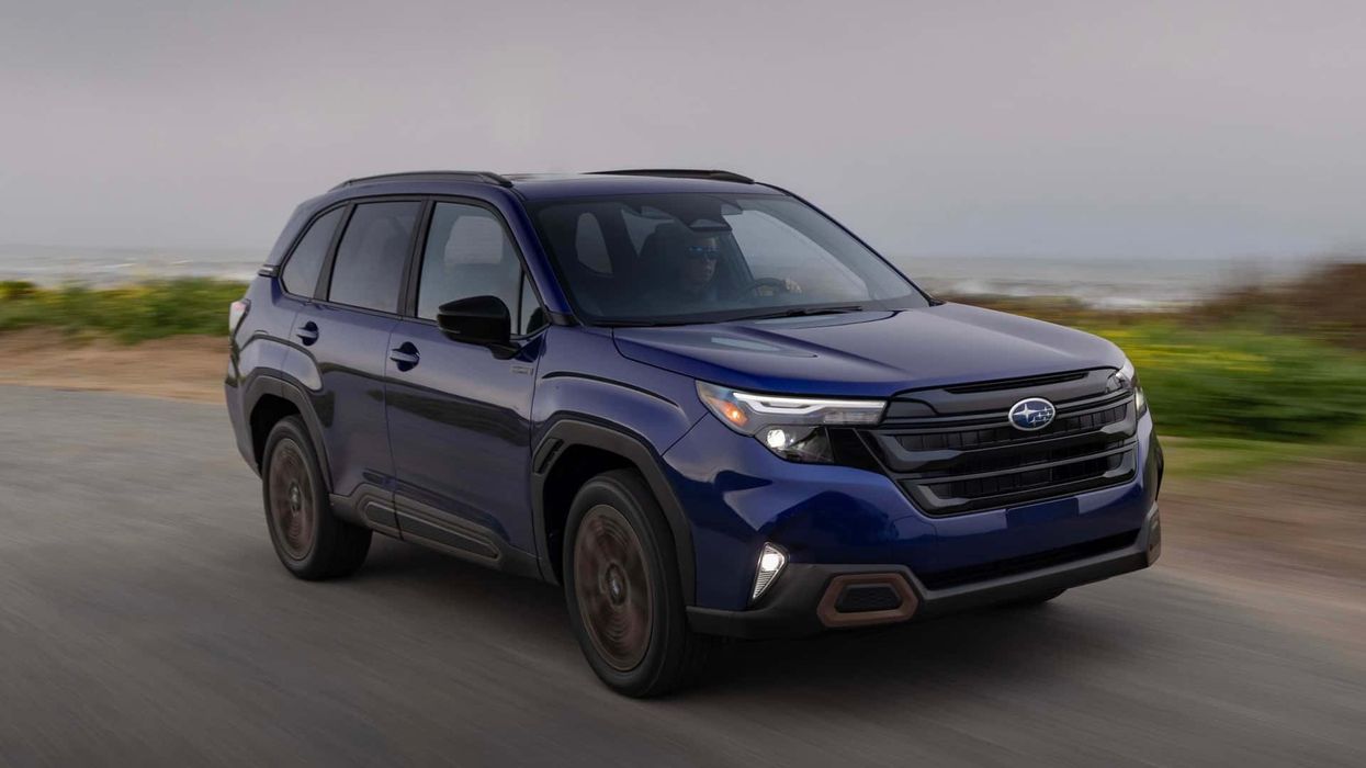 Subaru tërheq përkohësisht nga rrugët gati 70,000 vetura për shkak të problemit me rrjedhjen e karburantit Subaru tërheq përkohësisht nga rrugët gati 70,000 vetura për shkak të problemit me rrjedhjen e karburantit