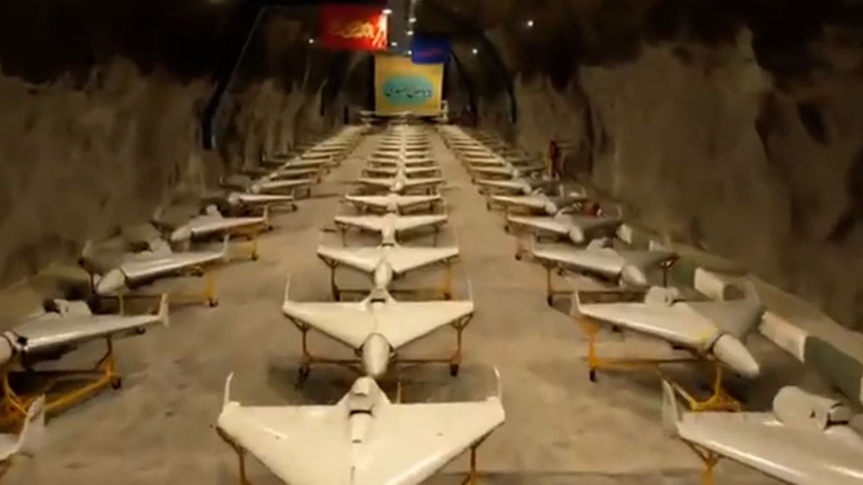 Irani publikon një video propagandistike që tregon tunelet e dronëve ‘me armë për të goditur bazat amerikane në rajon’ Irani publikon një video propagandistike që tregon tunelet e dronëve ‘me armë për të goditur bazat amerikane në rajon’