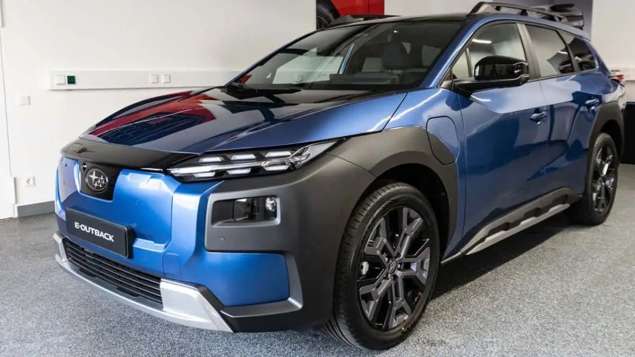 Subaru ka filluar prodhimin masiv të automjetit elektrik E-Outback Subaru ka filluar prodhimin masiv të automjetit elektrik E-Outback