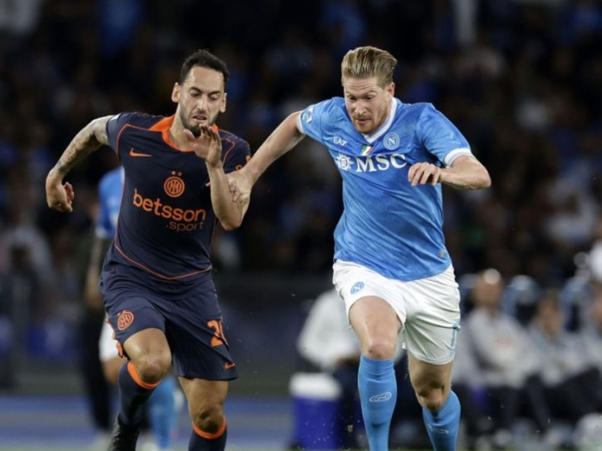 Dita e De Bruyne: Ylli i Napolit rikthehet në stërvitje pas 128 ditëve Dita e De Bruyne: Ylli i Napolit rikthehet në stërvitje pas 128 ditëve