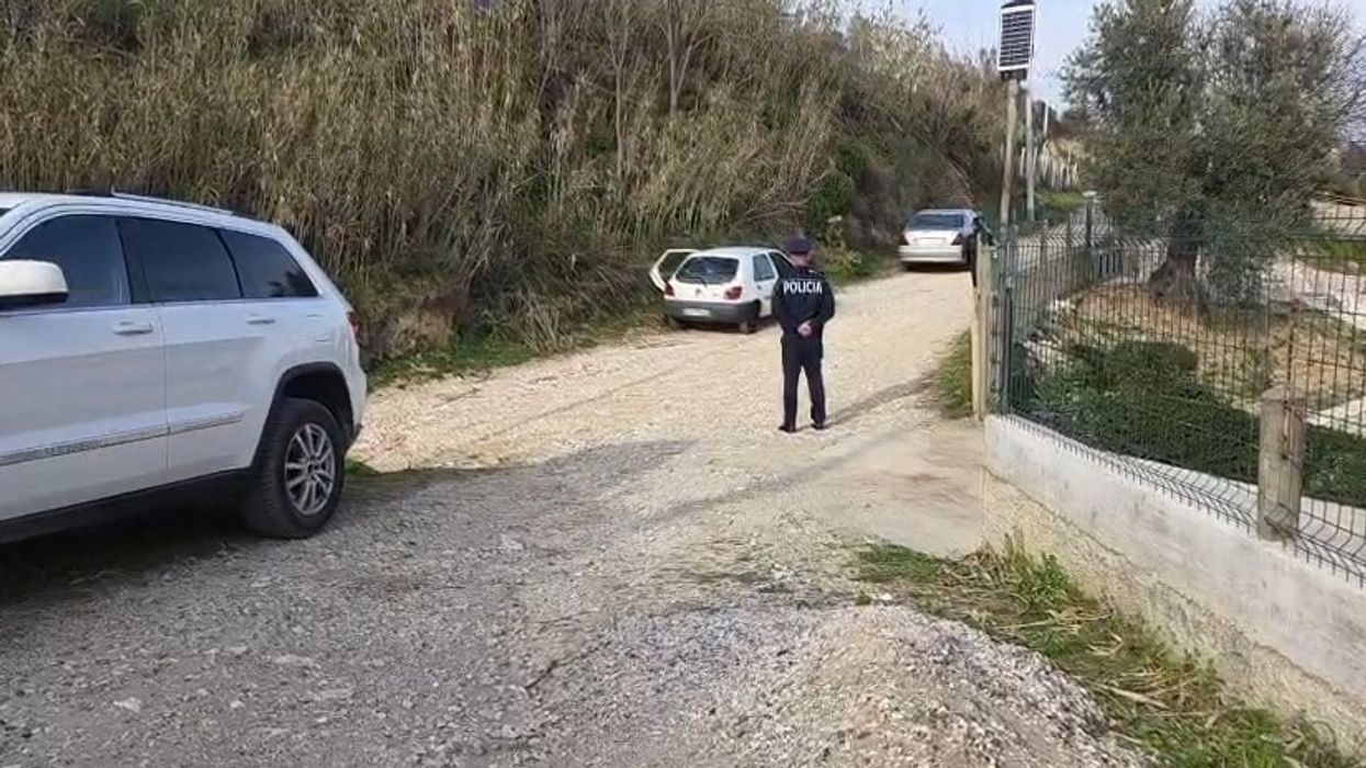 Humb tragjikisht jetën 36-vjeçari në Fier, traktori i kalon sipër teksa po punonte tokën Humb tragjikisht jetën 36-vjeçari në Fier, traktori i kalon sipër teksa po punonte tokën
