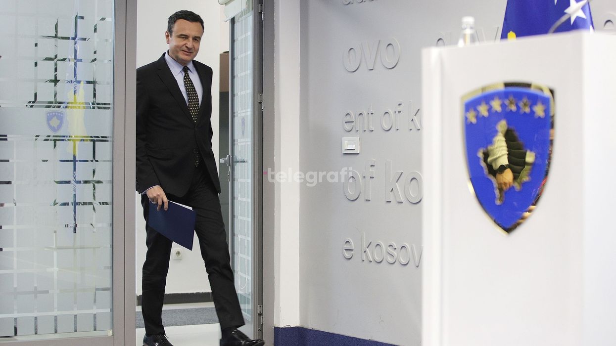 Kurti vazhdon konsultimet për presidentin, takohet me Abdixhikun në Kuvend Kurti vazhdon konsultimet për presidentin, takohet me Abdixhikun në Kuvend