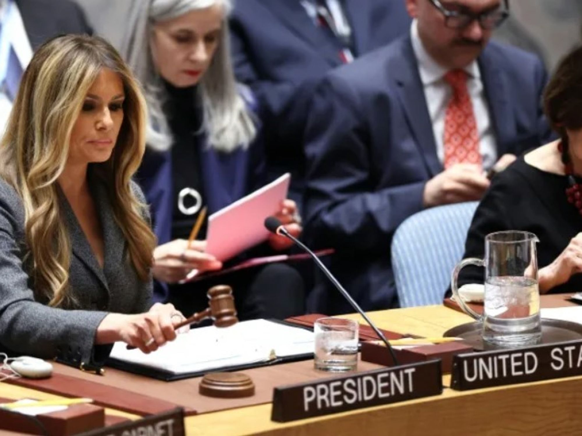 Melania Trump kryeson takimin e Këshillit të Sigurimit të OKB-së mbi fëmijët në konflikt Melania Trump kryeson takimin e Këshillit të Sigurimit të OKB-së mbi fëmijët në konflikt