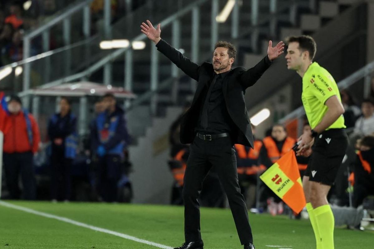 “Ishim më të mirë se Barcelona”, Simeone reagon pasi arriti finalen e parë të Kupës pas 13 vitesh “Ishim më të mirë se Barcelona”, Simeone reagon pasi arriti finalen e parë të Kupës pas 13 vitesh