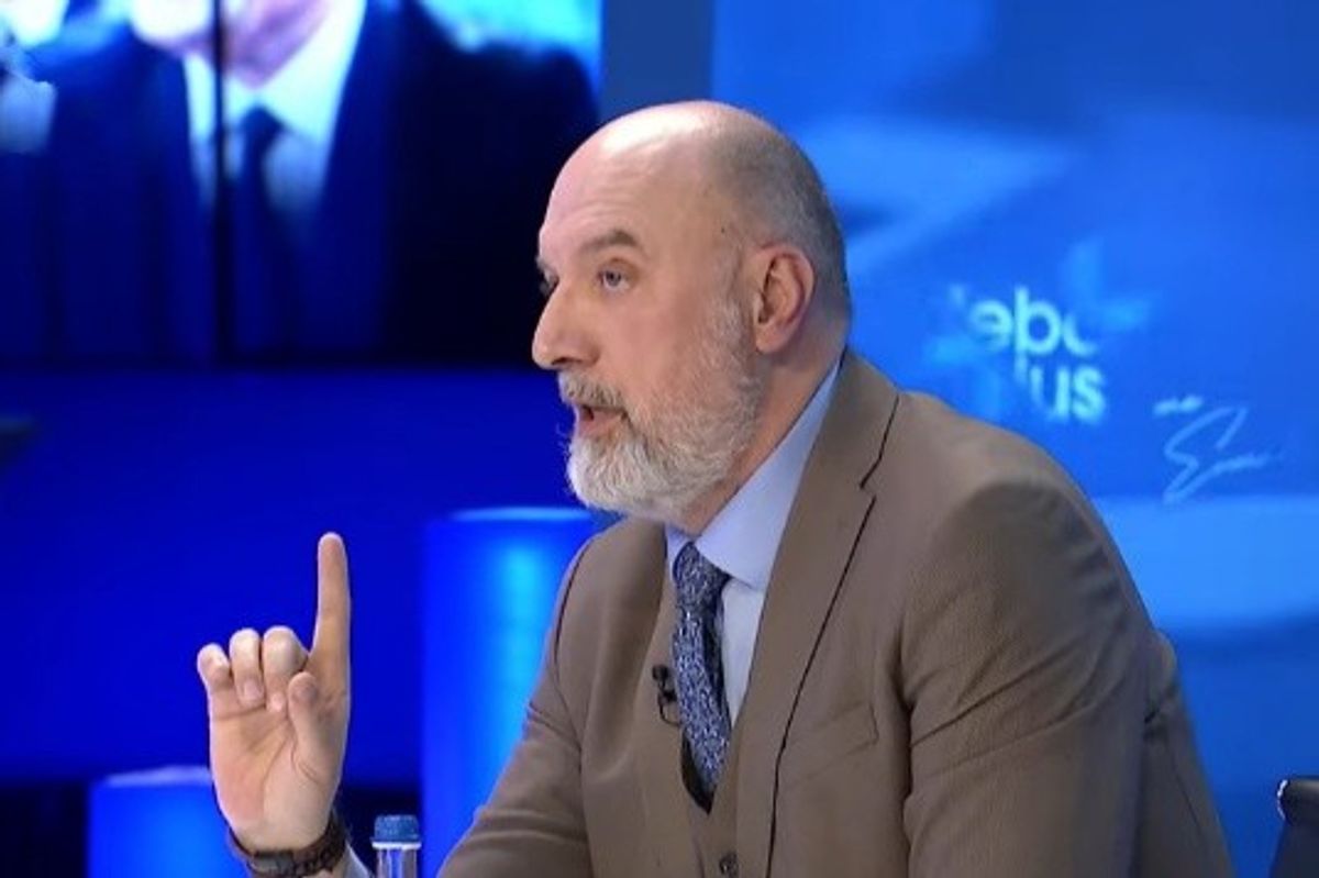 Ymeri: Nëse fiton autoritarizmi i Kurtit, qytetarët do ta pësojnë – jo opozita Ymeri: Nëse fiton autoritarizmi i Kurtit, qytetarët do ta pësojnë – jo opozita
